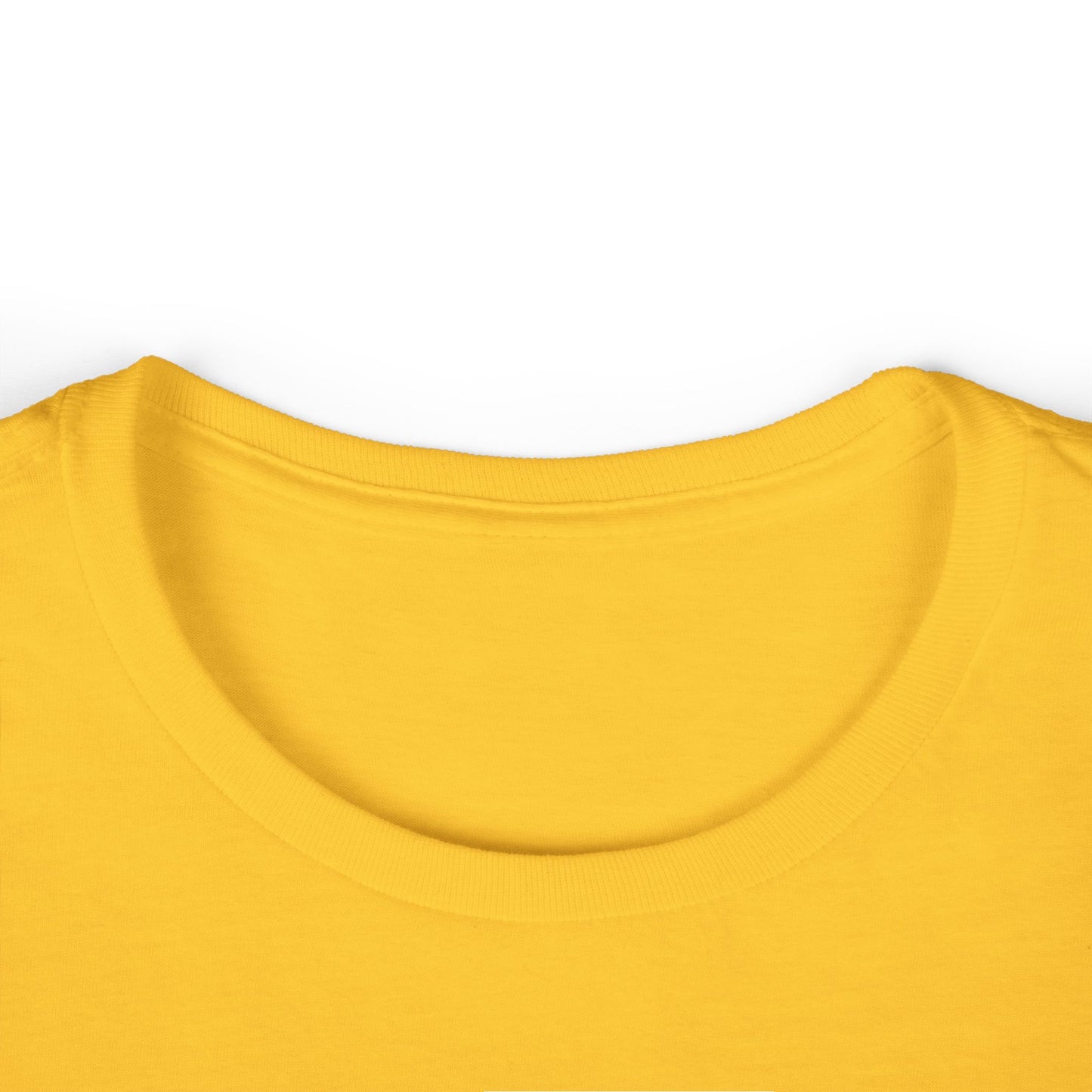 Diva Crown Women's Softstyle Tee - Stylish and Comfy Shirt for Confident Women