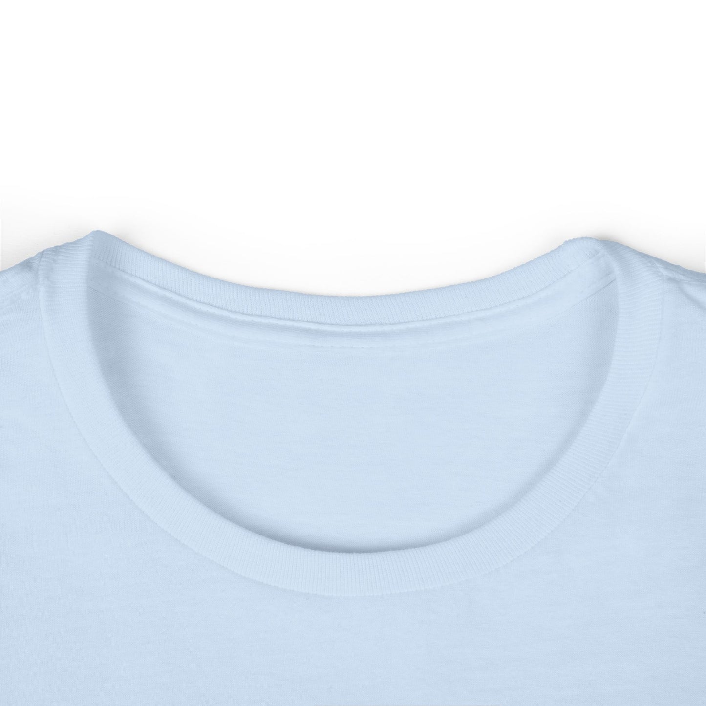 Diva Crown Women's Softstyle Tee - Stylish and Comfy Shirt for Confident Women